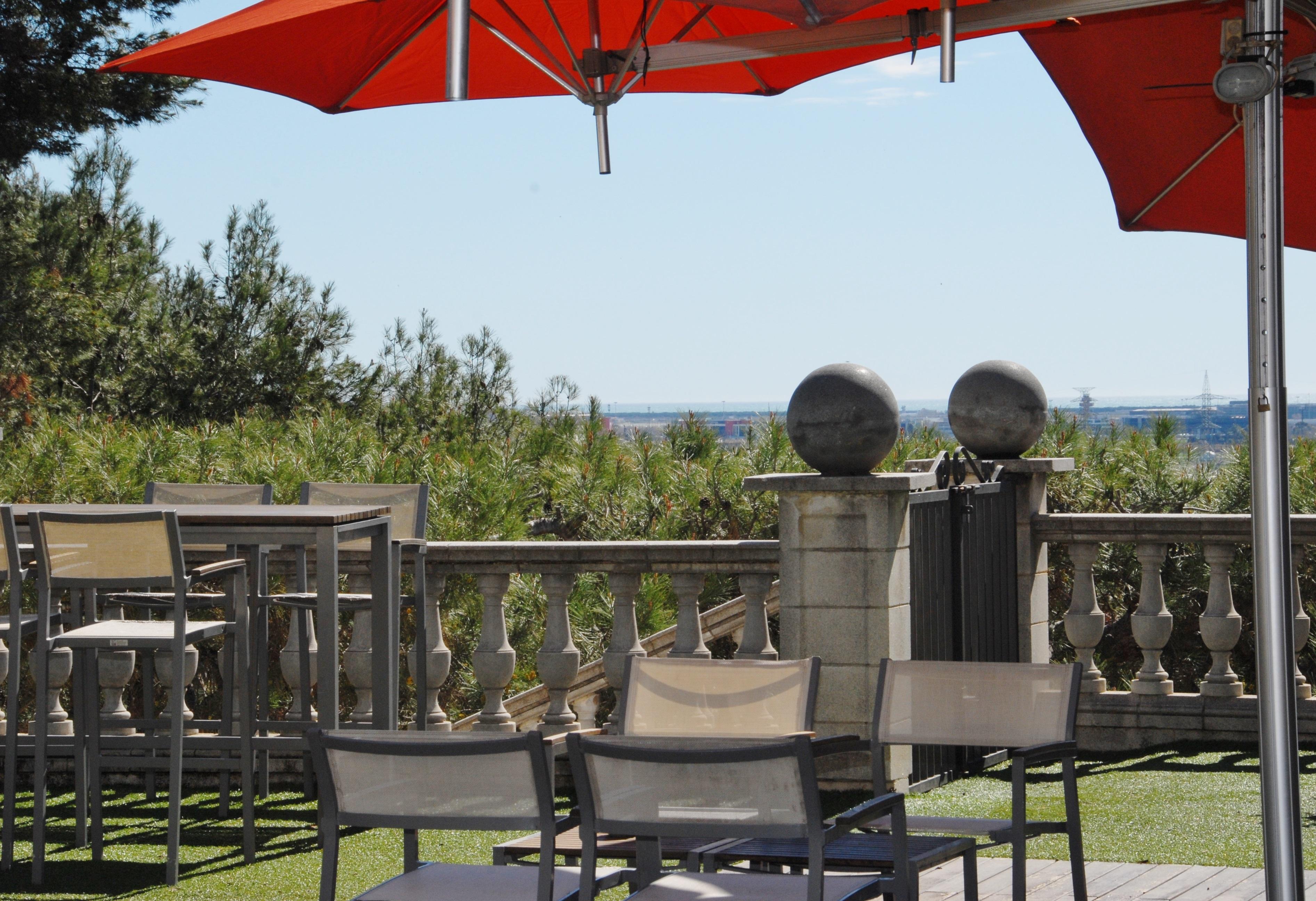 Hotel El Castell Sant Boi de Llobregat Facilities photo