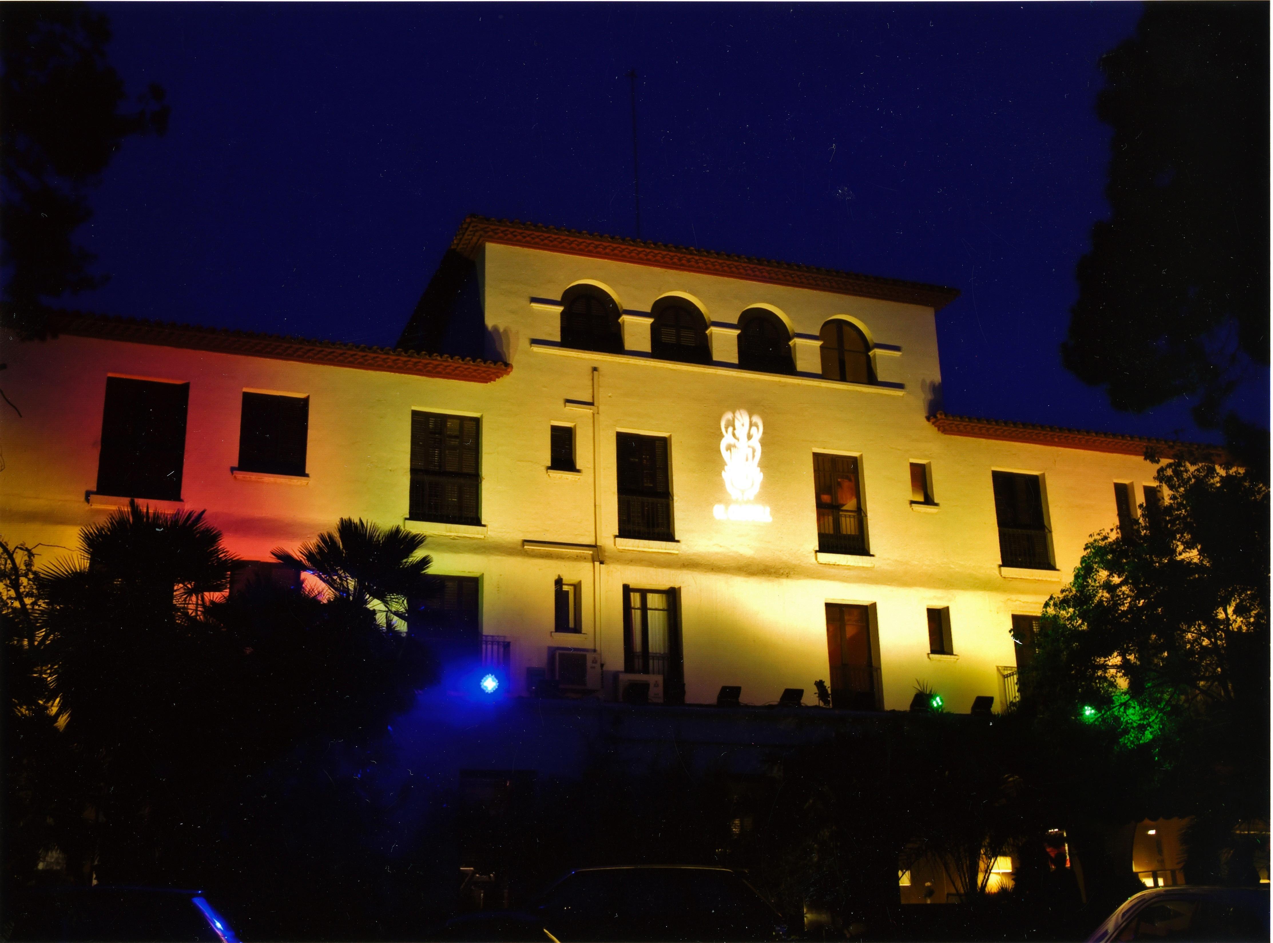 Hotel El Castell Sant Boi de Llobregat Exterior photo